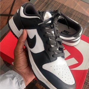 Nike panda dunks